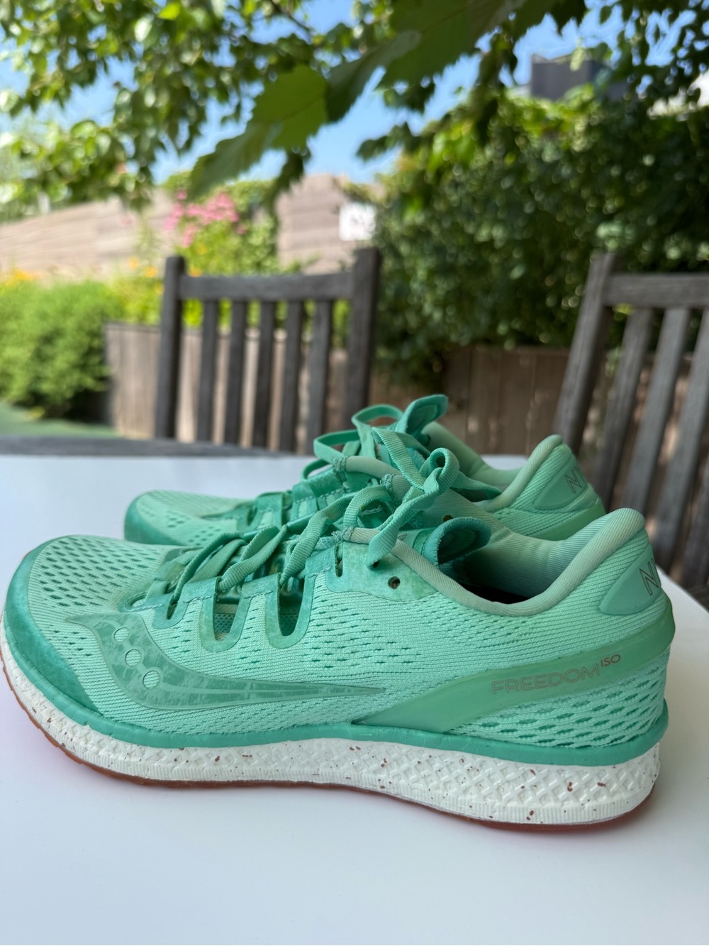 Saucony Women’s Mint Green Running Shoes - Freedom ISO
